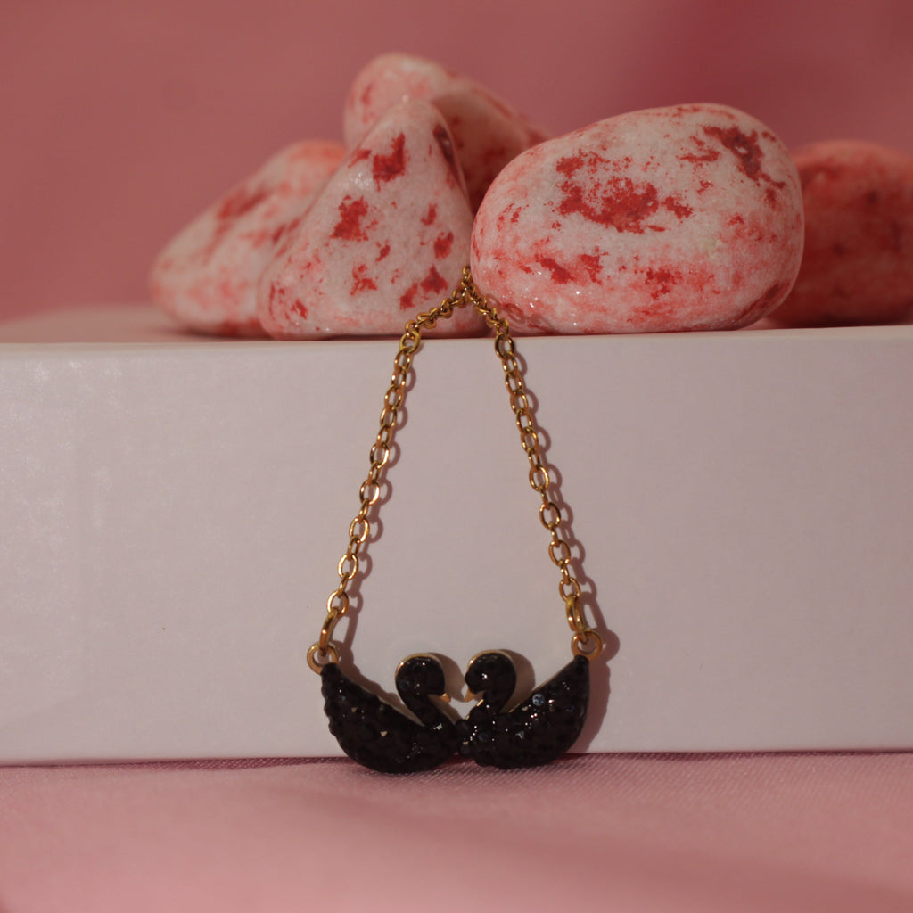 Double Swan Black Romance Necklace